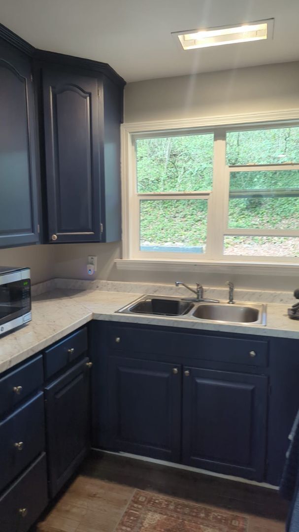 Building Photo - $1,800 - 3 Bedroom 2 Bathroom Gorgeous and Unique Furnished House in Webster