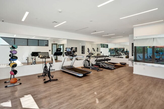 Building Photo - 1220 17th St