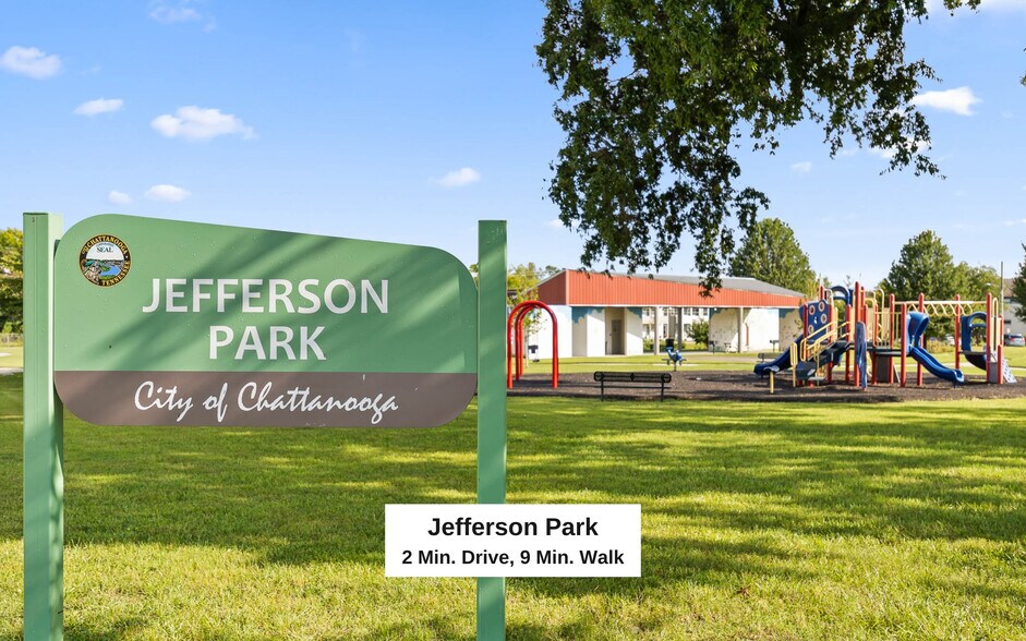 Building Photo - 1449 Madison St