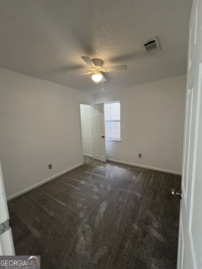 Building Photo - 127 Spinnaker Cir