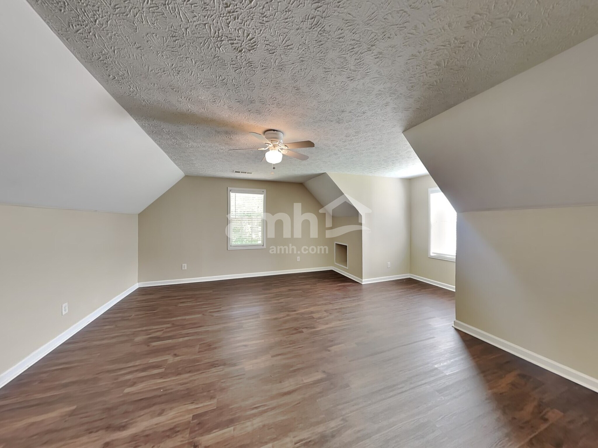 Building Photo - 114 Bridgewood Dr