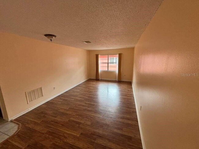 Building Photo - 660 62nd Ave N