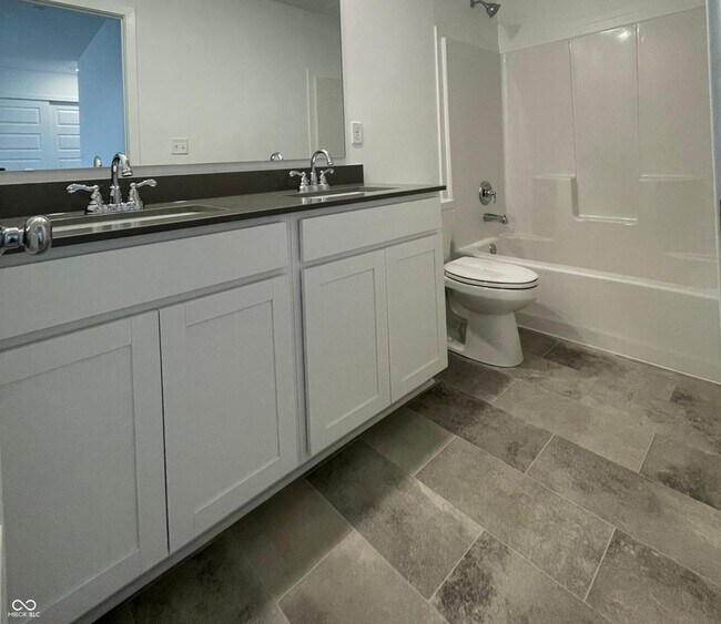 Building Photo - 6852 Orchard Run Cir