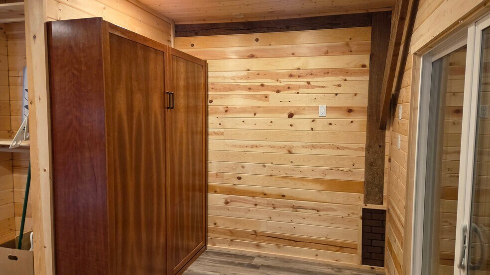 Building Photo - 25421 Marine Dr