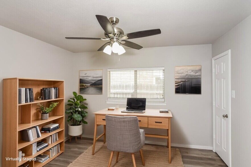 Building Photo - 2638 Montebello