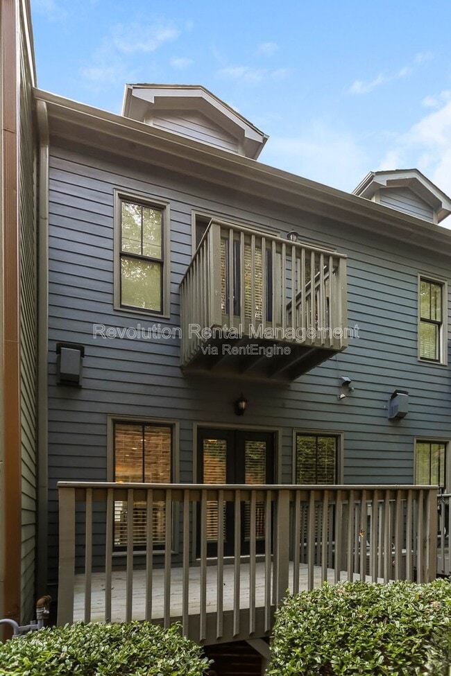 Building Photo - 1284 Jandras Ln SE