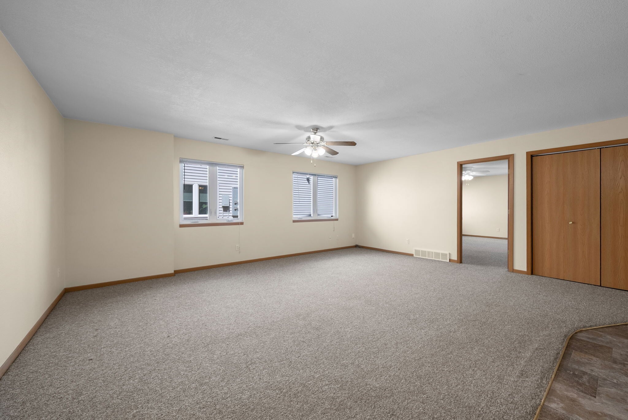 Building Photo - 1420 E Redwood Blvd