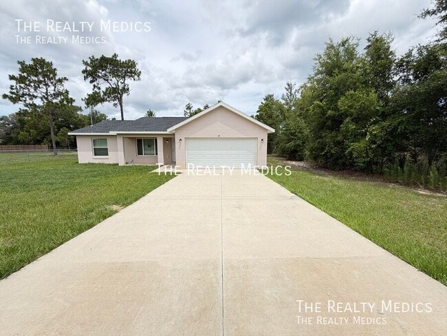 Building Photo - 85 Maple Dr