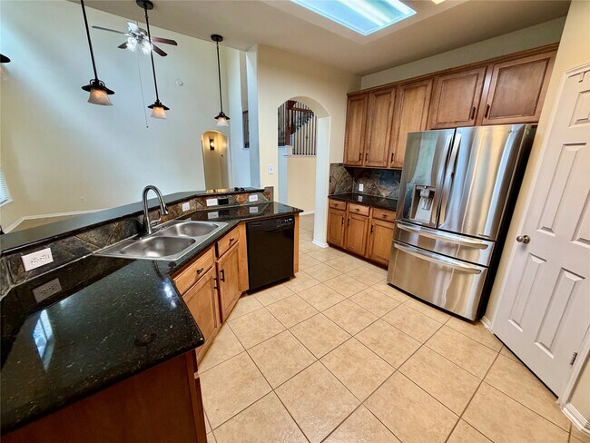 Building Photo - 25206 Auburn Terrace Dr