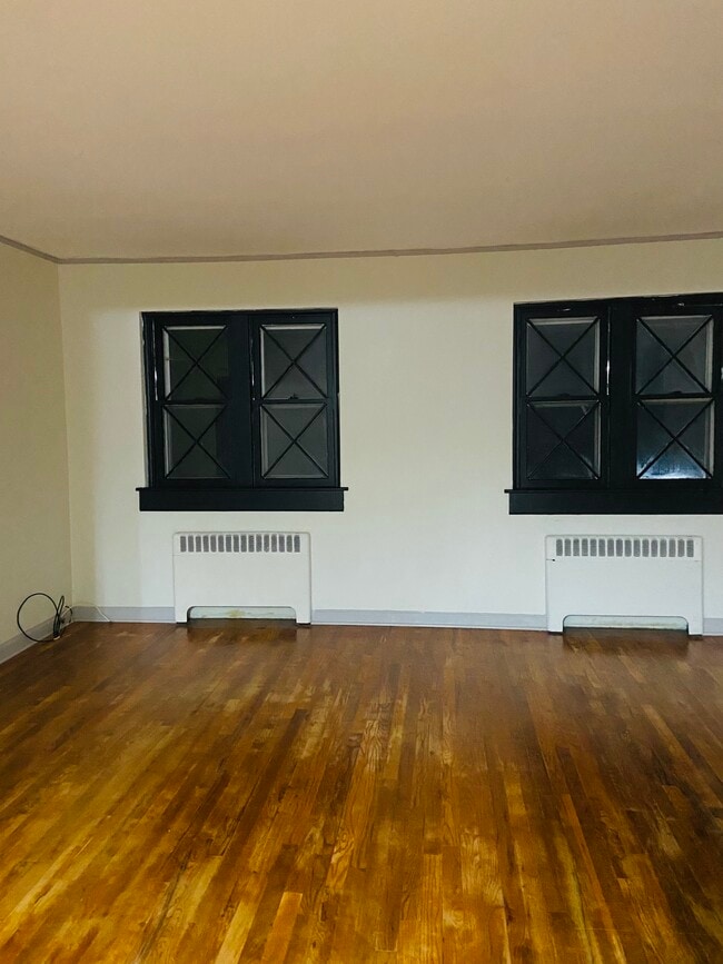 Building Photo - 132 Cherry Parke