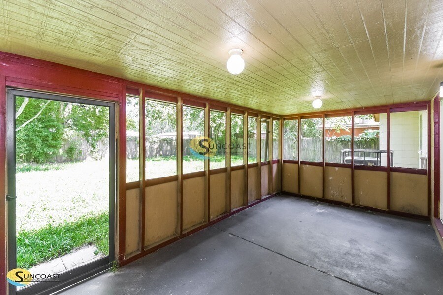 Building Photo - 4533 Jade Dr E