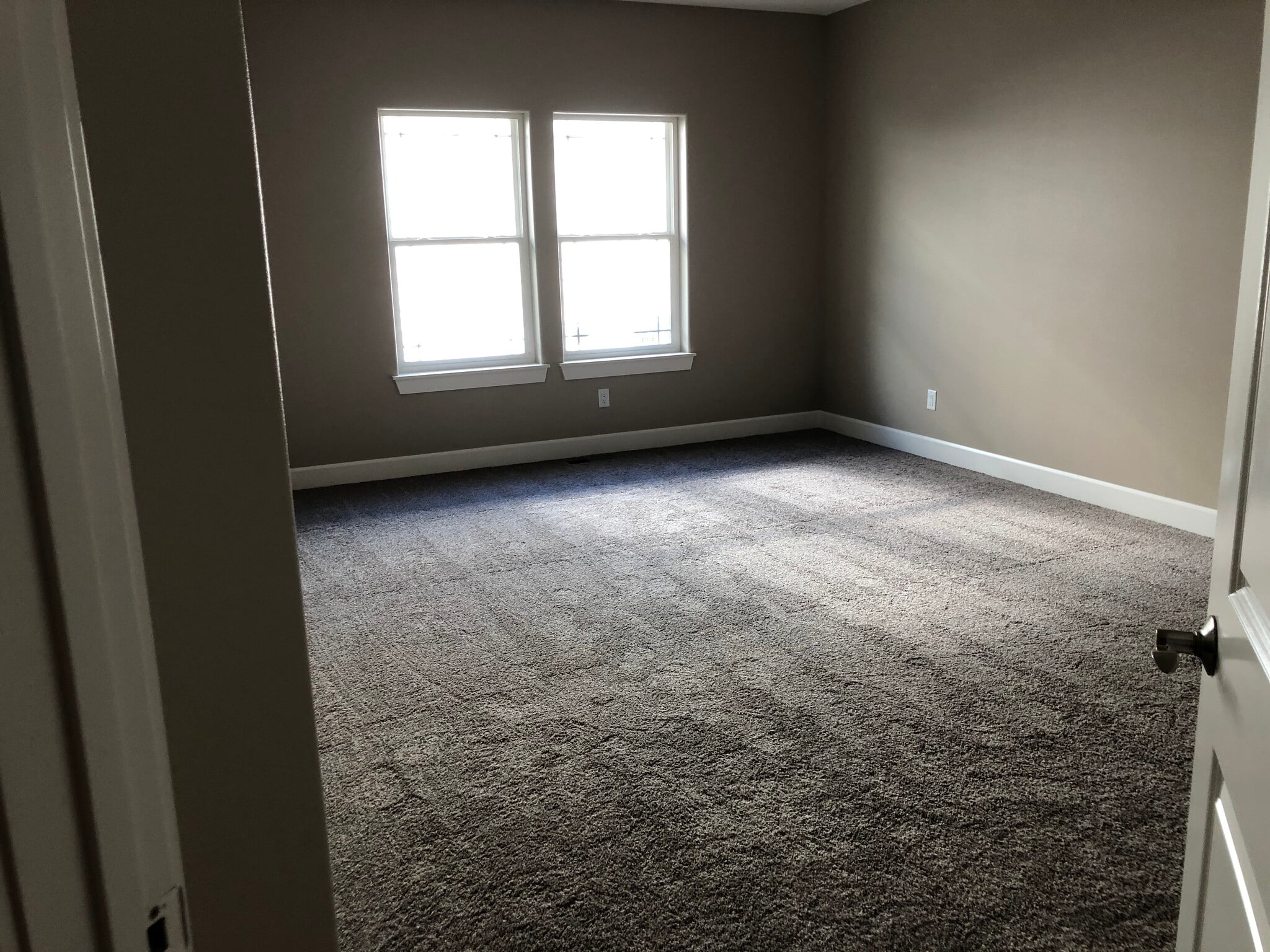 Building Photo - 8805 Juanita Dr