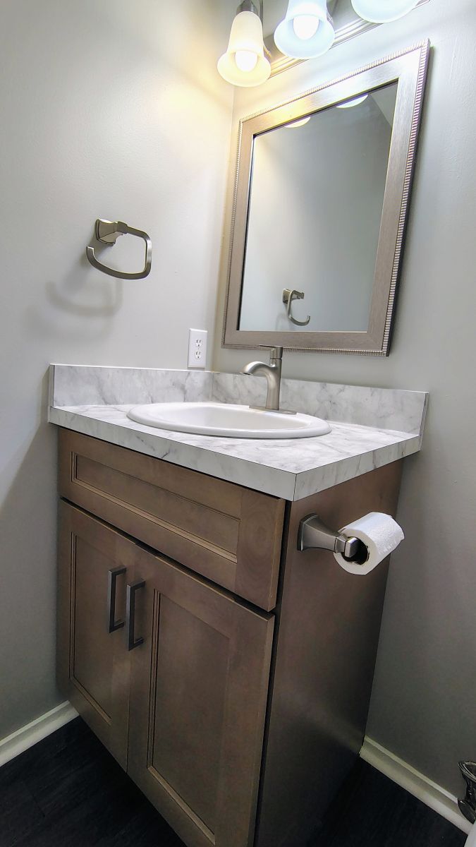 Building Photo - 24757 Bashian Dr