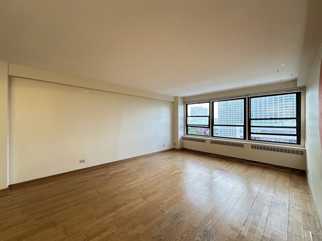 Building Photo - 4180 N Marine Dr