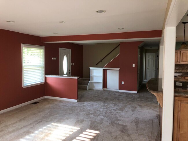 Building Photo - 4808 Sprayer St