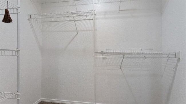 Building Photo - 3000 SW Windrift Ave