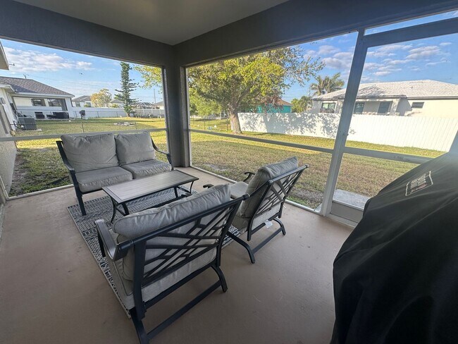Building Photo - Short Term Rental- Seasonal - NE Cape Coral HOME