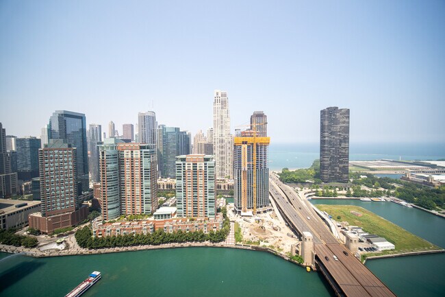 Building Photo - 450 E Waterside Dr