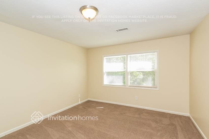 Building Photo - 5100 Greentree Trail