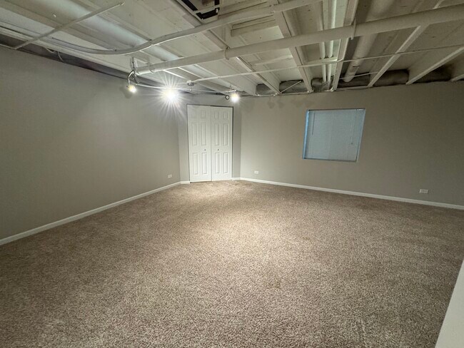 Building Photo - 2399 Stoughton Cir