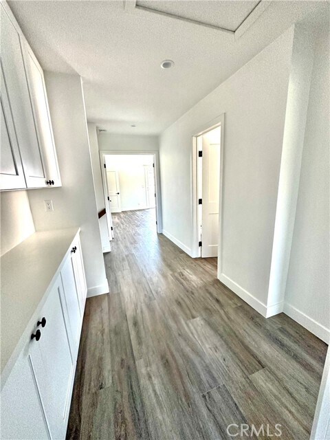 Building Photo - 8891 Baywood Dr
