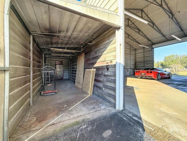 Building Photo - 3239 Allen Rd