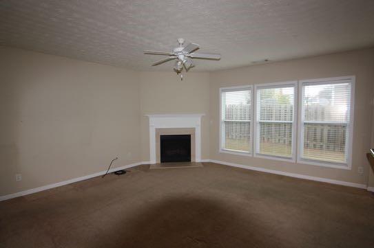 Building Photo - 303 Azalea Loop