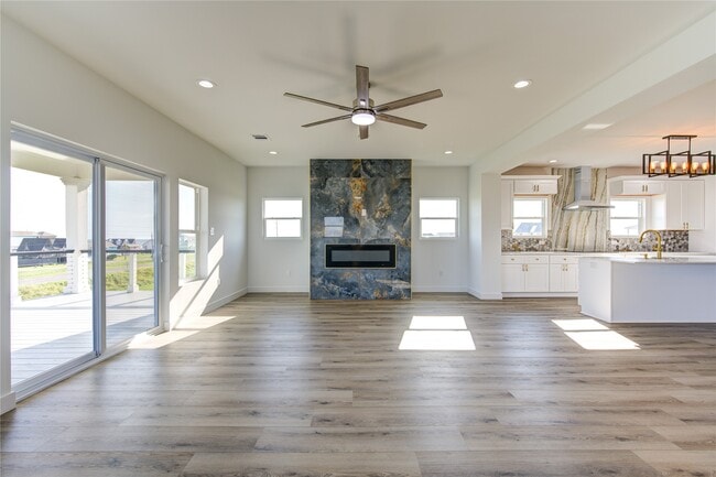 Building Photo - 21201 Scissor Tail Ln