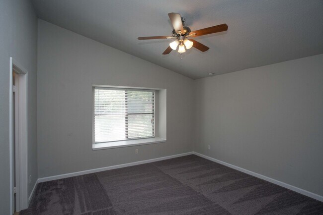 Building Photo - 5401 Loadstone Cove