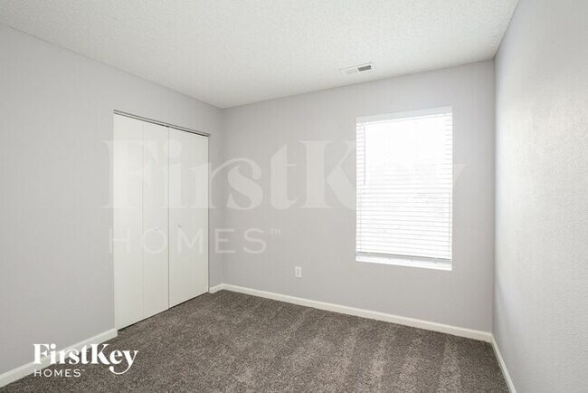 Building Photo - 5330 Dollar Run Dr