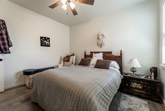 Building Photo - 2429 Rumble Ct