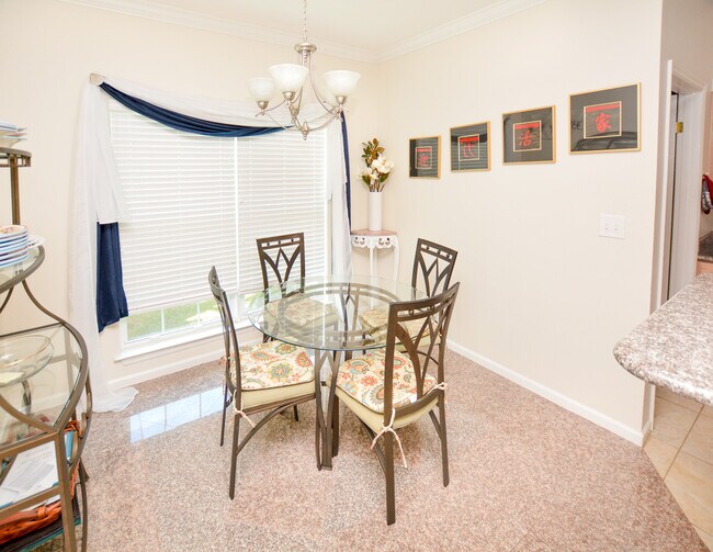 Building Photo - Furnished James Island Condo