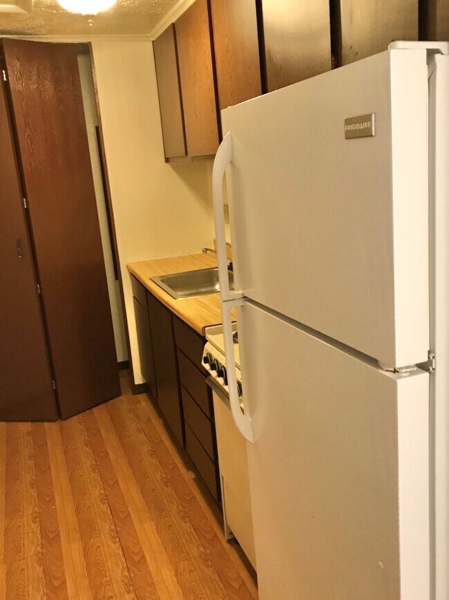 Andover Courtyard Apartments 145 Newell St Painesville OH 44077 Apartment Finder