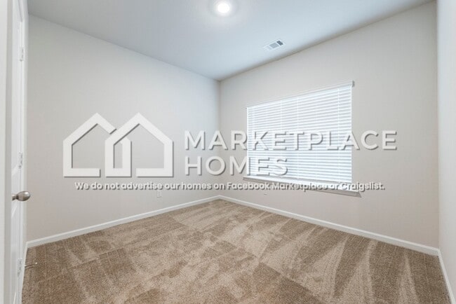 Building Photo - 1274 Fendt Dr
