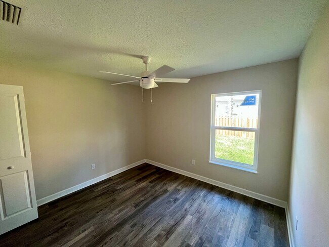 Building Photo - Brand new home for Rent