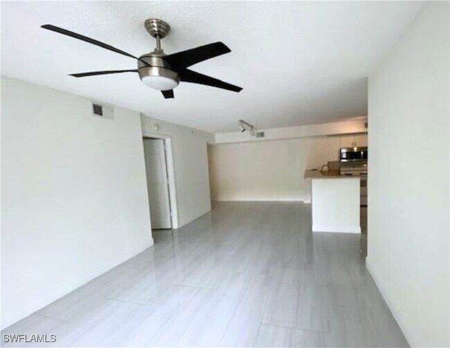 Building Photo - 1830 Florida Club Cir