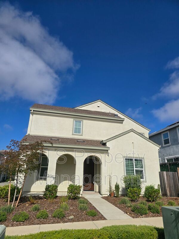 Building Photo - 3217 Sunny Gate Ln
