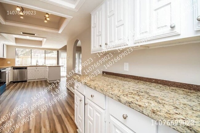 Building Photo - 16830 Grampin Dr