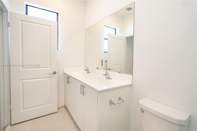 Building Photo - 13237 SW 286th Terrace
