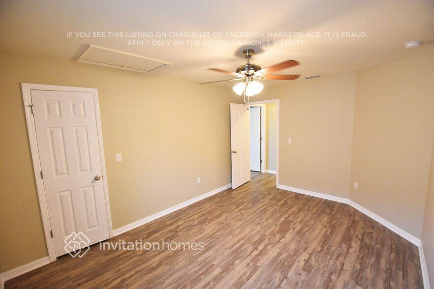 Building Photo - 14140 Waterford Creek Blvd