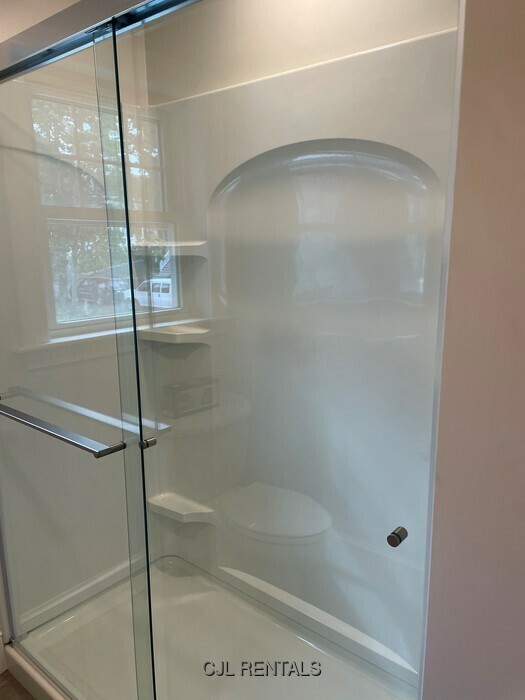 Building Photo - 144 Summer St