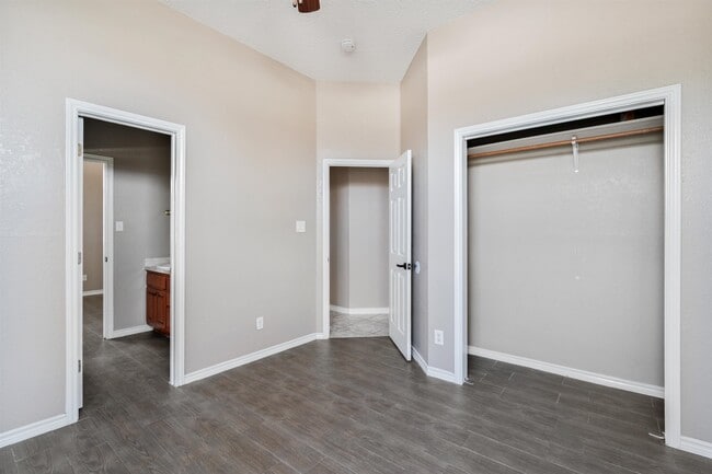 Building Photo - 105 Covey Ridge Dr