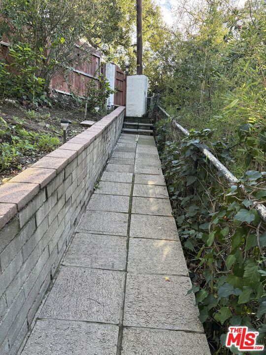 Building Photo - 15237 Del Gado Dr