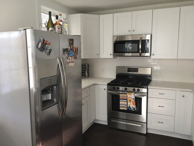 Building Photo - 4316 Dexter St