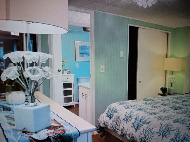 Building Photo - 4542 Friendly Harbor St