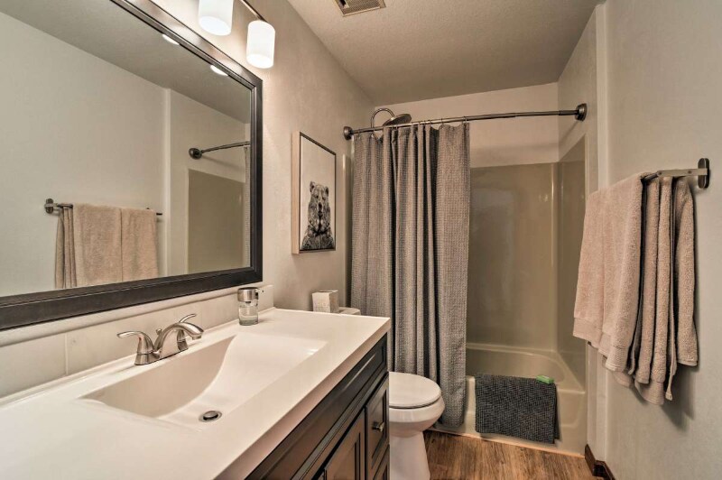 Building Photo - 25 Arapahoe Cir