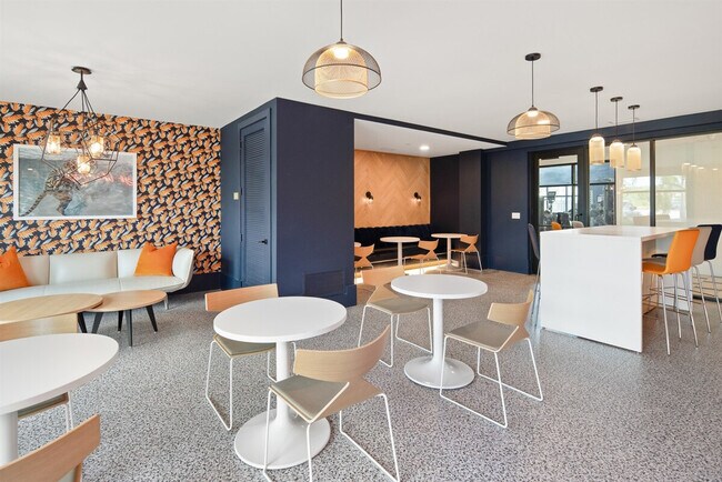 Building Photo - 8936 Williams Cir