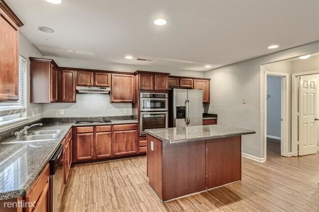 Building Photo - 4 br, 2.5 bath House - 39 Sage Ct