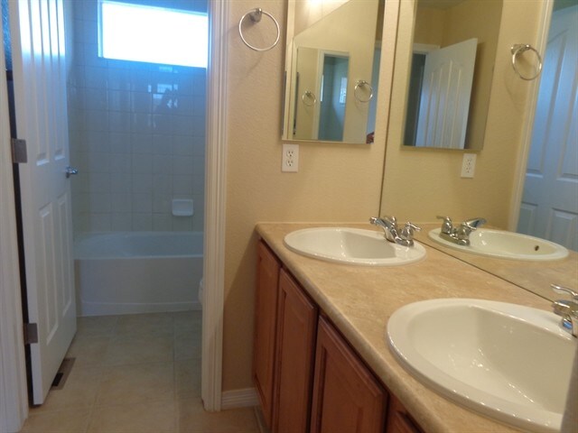 Building Photo - 17593 E 98th Way