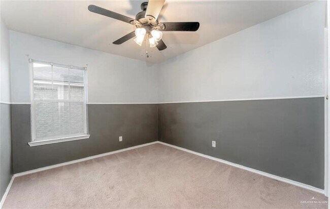 Building Photo - 12 Beatrice Ave